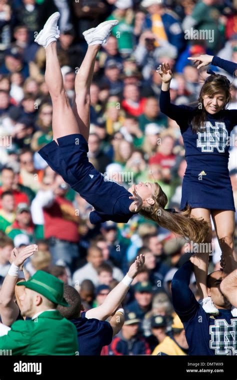17 October 2009 Notre Dame Fighting Irish Cheerleaders On The
