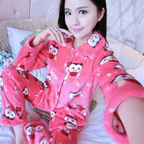 Women Warm Sexy Pajamas Turn Down Collar Female Cartoon Bear Pajamas Winter Warm Home Sleepwear