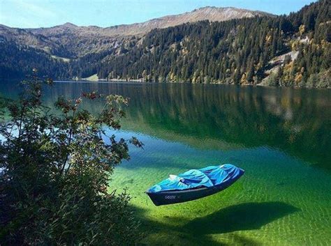 Crystal Clear Water Flathead Lake In Montana Places To Travel