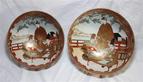 Set Of Two Large Japanese Meiji Era Kutani Bowls Hand Painted Porcelain With Gold Gilt And