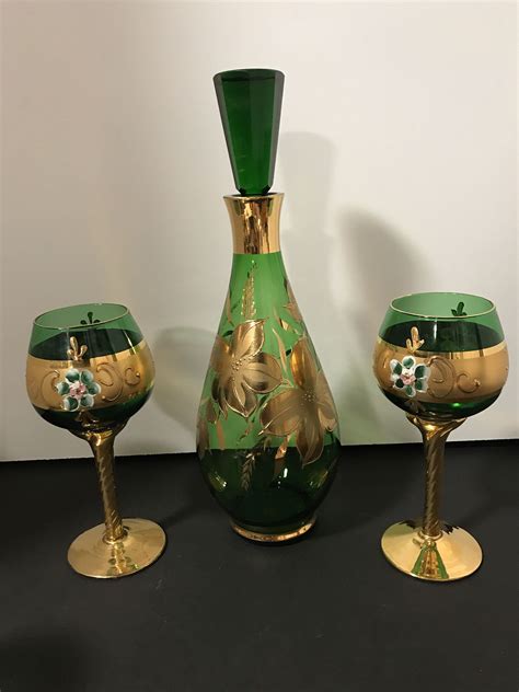 Vintage Murano Gold And Green Venetian Stemmed Glasses Hannd Etsy Hand Blown Glasses Green