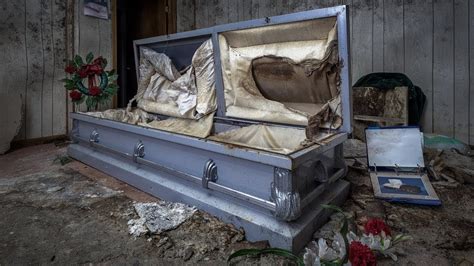 What Happens To Dead Body In Coffin