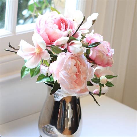 Each bunch of stems in our range have been carefully selected by forever flowering so you receive the very best quality available of incredibly lifelike artificial flowers in australia. Pink peony and magnolia bouquet | Magnolia bouquet, Pink ...
