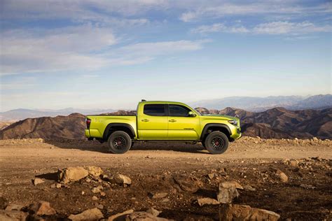 Toyota Tacoma Leads Q2 2021 Mid Size Pickup Truck Sales Battle