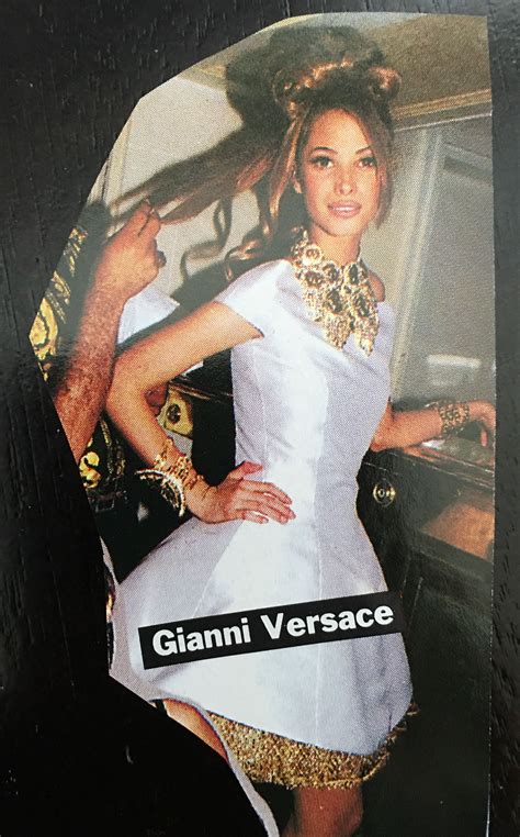 Christy Turlington Backstage For Versace Couture Runway Show Fw Milano
