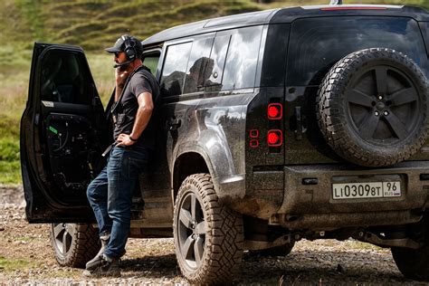 Behind The Scenes With The New Land Rover Defender In 007s No Time To