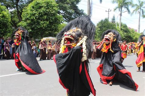 Pariwisata Provinsi Jawa Tengah Event Festival Barongan Blora