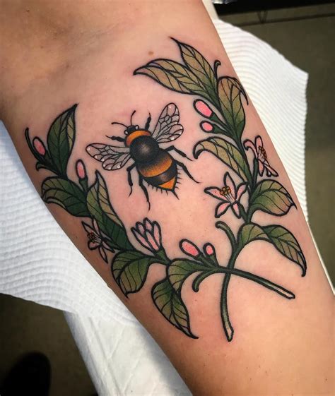 Bee Tattoo For Guys