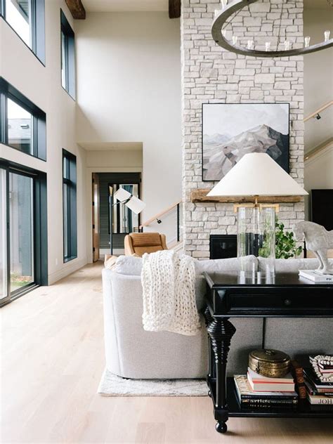 Take A Peek At This Modern Mountain Home Lark And Linen Mountain Home