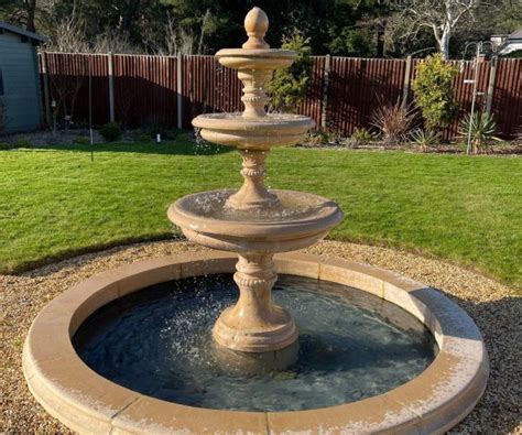 3 Tiered Edwardian Fountain Large Clarence Single Pool Surround
