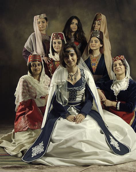 Տարազ Traditional Armenian clothing Photo by Photo Atelier Marashlyan Retro https