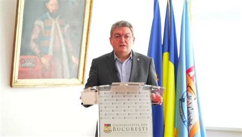 Rectorul Universității Din București Schimbarea Trebuie Să înceapă Cu