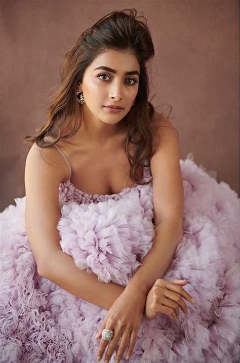 Pooja hegde is an indian model and film actress who appears mainly in telugu and bollywood movie. Pooja Hegde Biography, Age, Height, Body, Bio data & Untold Stories - WikiBioPic