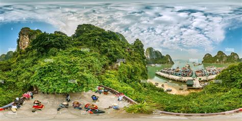 360° View Of Halong Bay Thien Cung Cave Observation Deck Alamy