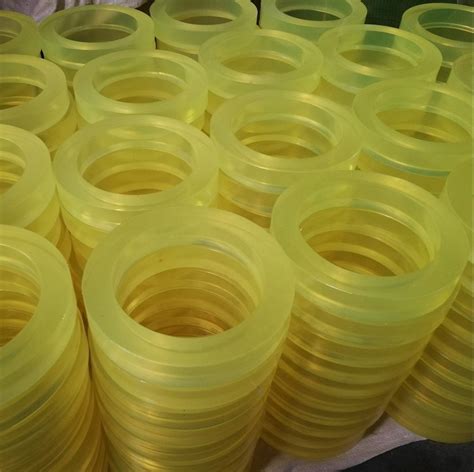 Plain Yellow Polyurethane Washer Round Dimensionsize 3 Inch D At