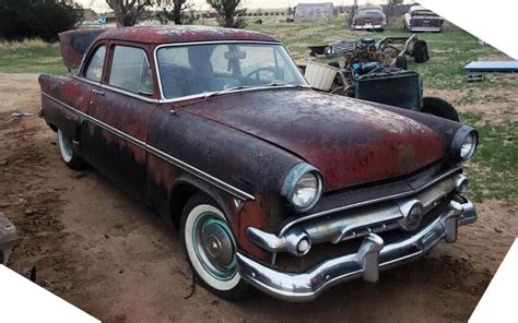 1954 Ford Customline Club Coupe Barn Finds