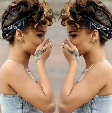 Rihanna takes her relationship with and her best friend melissa forde very seriously. 19 Magnificent Tattoos Sported by Rihanna And What They Mean