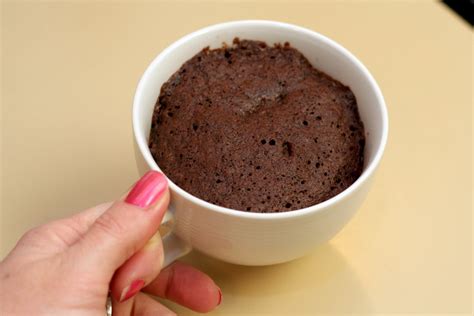 The chocolate cake recipe is one of the most popular recipes that has been passed down from generations to generations and is surely a treat for taste buds. Chocolate Cake...in a cup! - Jessica Harris Cake Design