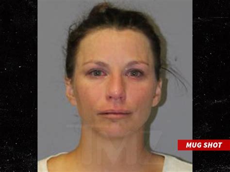 Dog The Bounty Hunters Daughter Lyssa Chapman Arrested In Hawaii