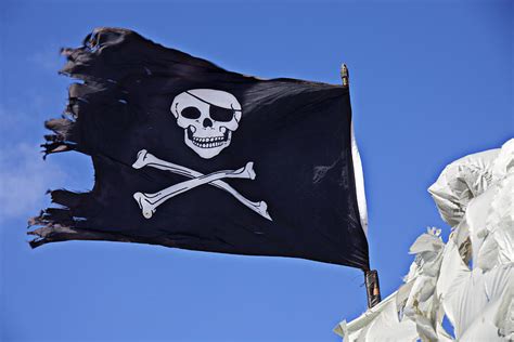 Pirates Flag Unraveling Threads Pirate Flags 77 Free Images Of