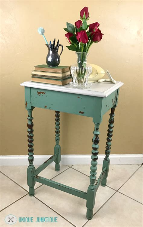 Giro table by bontempi casa 6. 20 Green Painted Furniture Makeovers - Craftivity Designs
