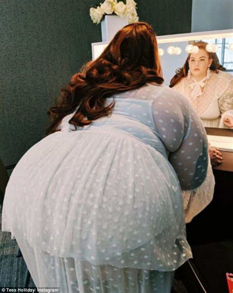 Tess Holliday Slams Suggestions That She Has Lost Weight Daily Mail