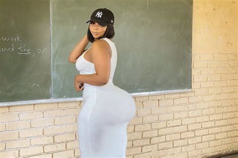 I Don’t Do Hookups Sa S Sexiest Teacher Hits Back At Men In Her Dms