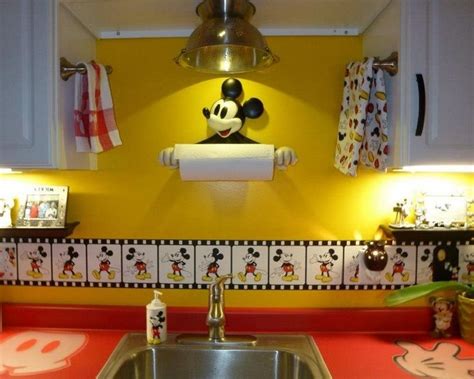 Bring mickey + minnie mouse into your kitchen with williams sonoma's collection. 20+ Beautiful Themed Disney Kitchen Gatgets | Mickey ...