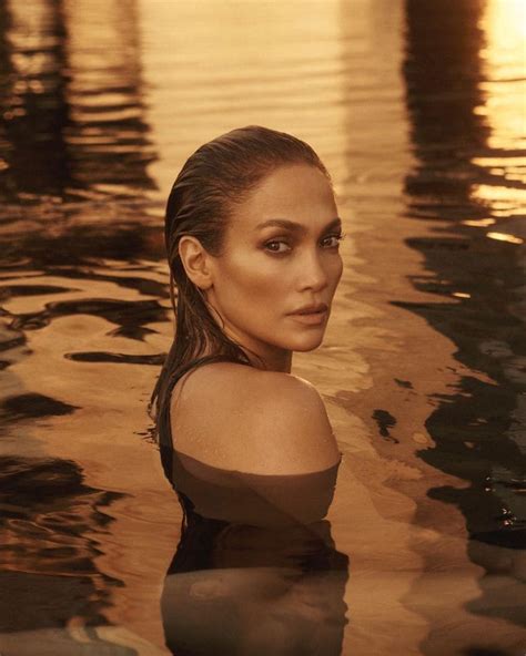 Jennifer Lopez Nuda A 51 Anni E Piu Sexy Che Mai Bollicine Vip