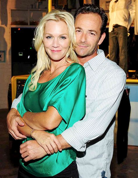 Jennie Garth Thought Luke Perry Called Her Phone