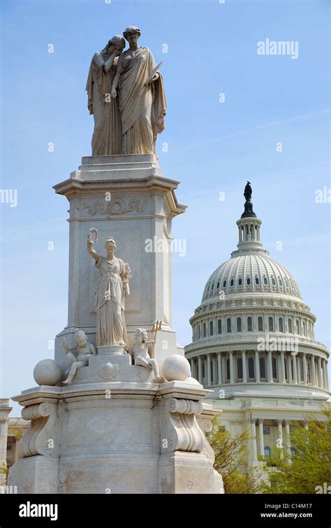 Us Capitol Building Dome Statue High Resolution Stock Photography And