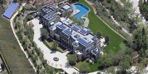 Tom Brady And Gisele Bundchens Mega Mansion Sold To Dr Drestarmap