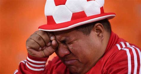La Tristeza De Los Peruanos Luego De La Eliminación Del Mundial