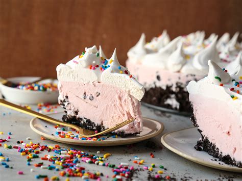 Blueberry pie ice cream sandwiches. 24 Best Ice Cream Cake Recipes - Food.com