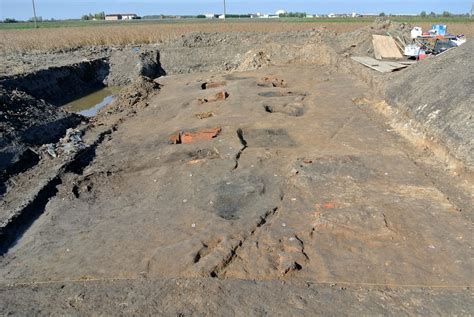 Archaeologists Discovered Ancient Roman Graves And A Road Archaeofeed