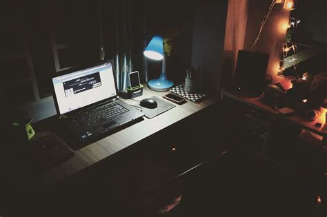 Computer Laptop Desk Light Lamp Dark Room Hd Others 4k Wallpapers