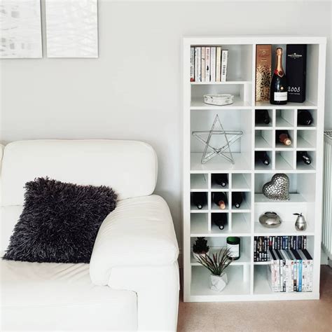 45 Cool And Brilliant Living Room Storage Ideas For A Clutter Free