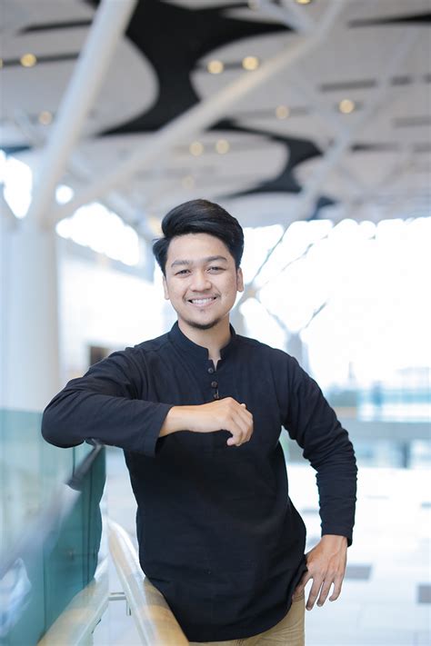 The royal malaysian customs department (malay: Malaysia's No. 1 Wedding Photography Service