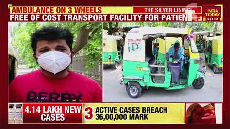 Saluting Covid Heroes Delhi Man Turns His Auto Rickshaw In An