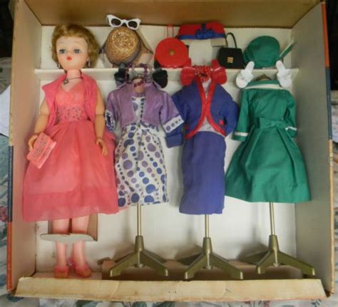 Vintage 1962 Deluxe Reading Candy Fashion Doll Set In Original Box
