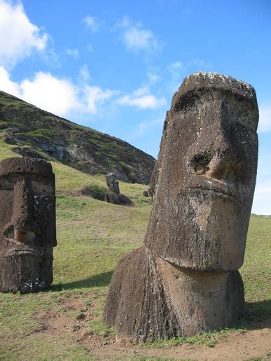 Write a descriptive essay about moai. The Importance of Dreaming: Why Diversity Matters in Science Fiction and Fantasy - by C. Taylor ...