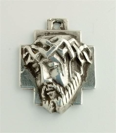 Vintage Creed Sterling Silver Raised Relief Head Of Jesus Crown Of