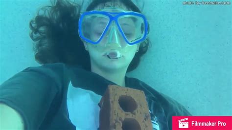 Underwater Breath Holding Girl Youtube