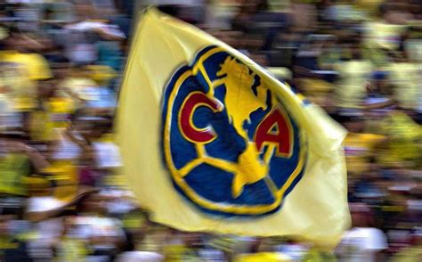 La historia del escudo del Club América; significado y colores gambar png