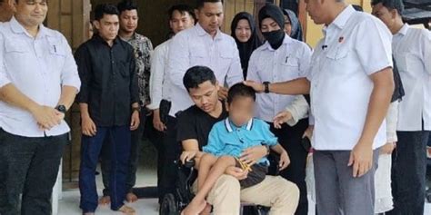 Berita Harian Bocah 10 Tahun Di Riau Disiksa Ayah Tiri Terbaru Hari Ini