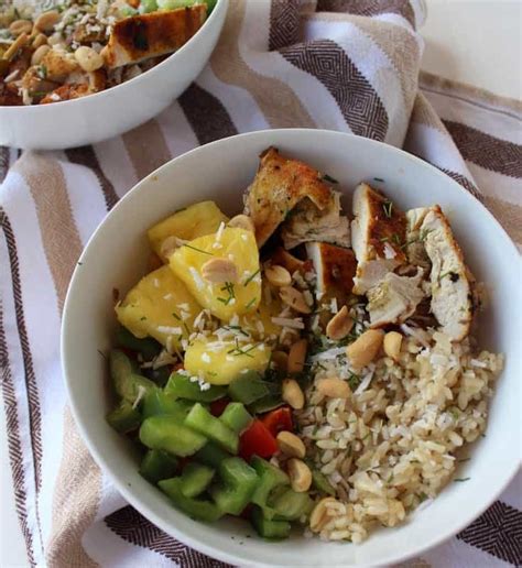 This feature requires flash player to be installed in your browser. Curry Chicken Rice Bowl - Tara Rochford Nutrition