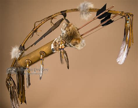 Antiqued Native American Bow And Coyote Quiver 42 Ba45 Mission Del
