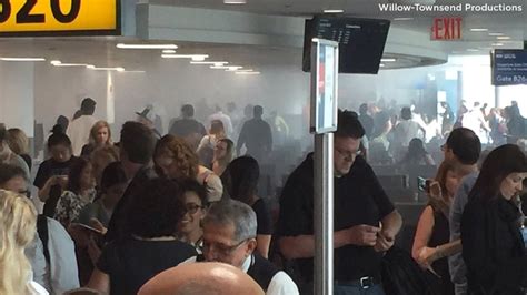 Restaurant Fire Fills Jfk Airports Terminal 4 With Smoke Abc7 New York