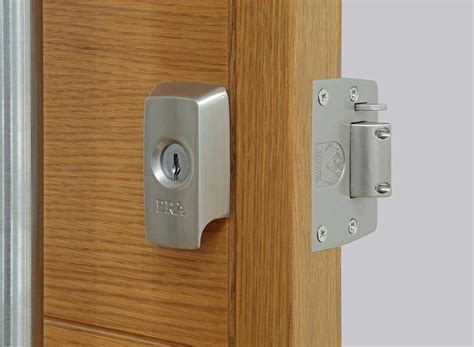 How To Choose The Best Front Door Security Locks A Guide