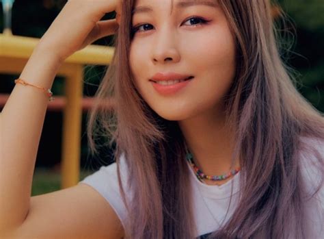 Kwon Jin Ah | KpopStarz